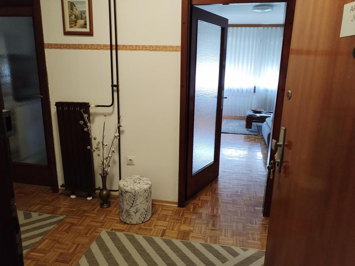 Apartman Stonewood West Záhřeb Exteriér fotografie
